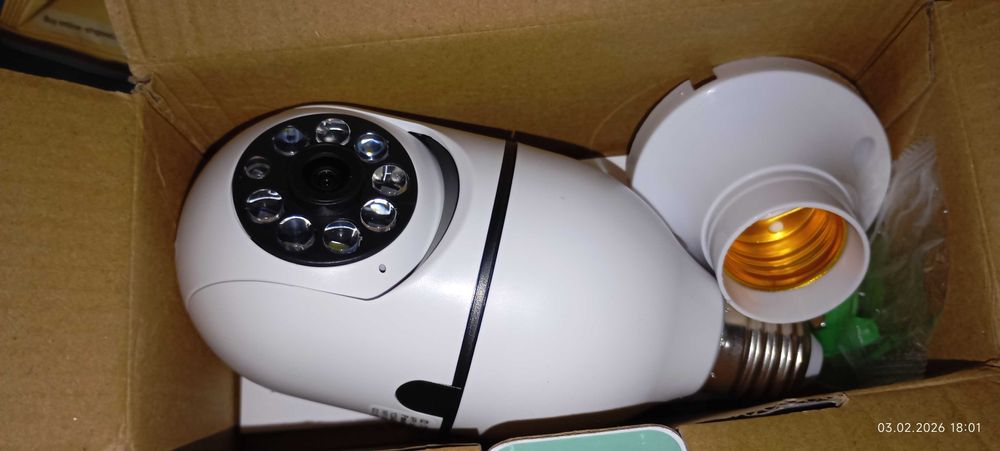 Безжична камера за фасунга