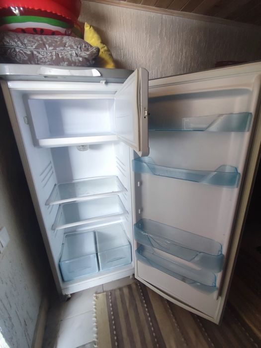 Продам холодильник Бирюса