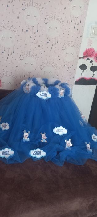 Aranjamente cristelnita personalizate