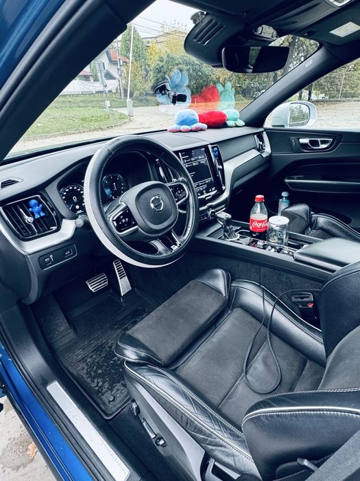 Volvo ,XC 60 ,2018