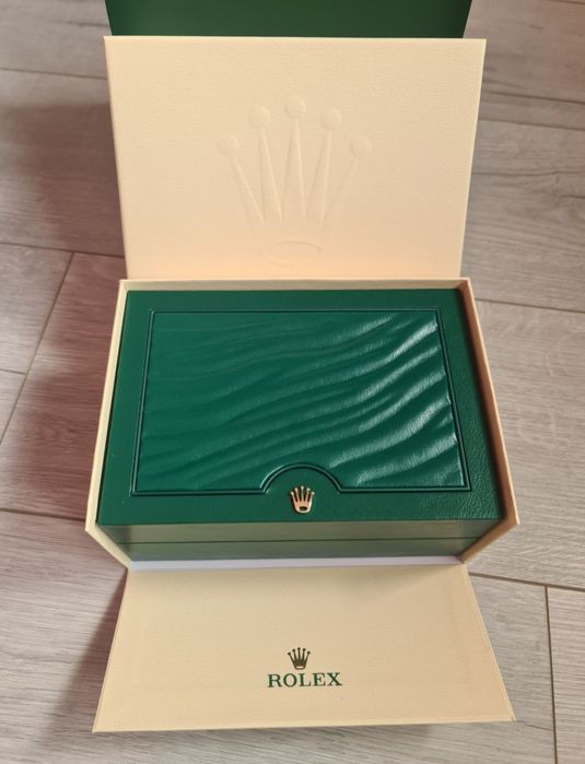 Cutie-Rolex-Premium-Noua-Poze-Reale