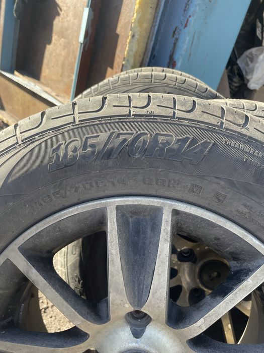 Шины лето в идеальном состоянии