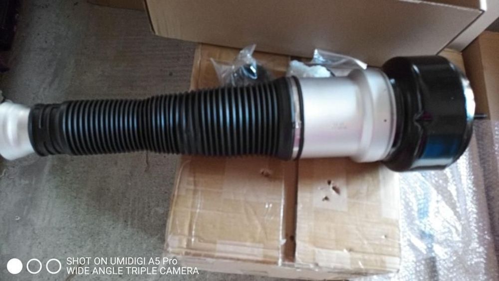 Perna aer spate Mercedes S- Class w221 NOU!