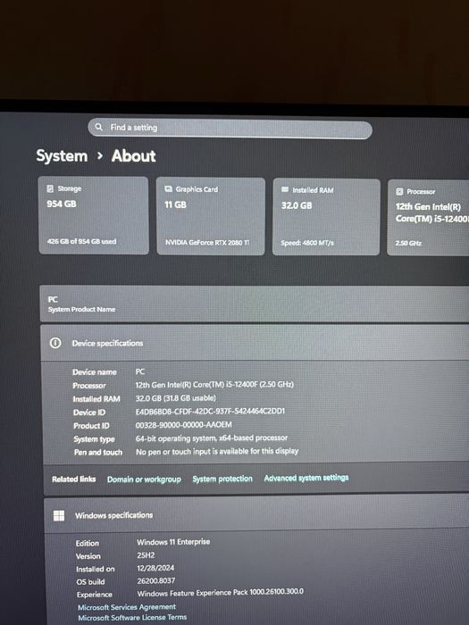 PC Custom / 2080 Ti / i5 12400 / 32GB DRR5 Ram / 1TB NVME