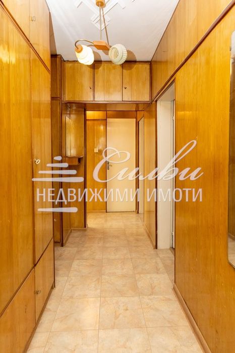 Продава се Тристаен апартамент в Шумен, Болницата - 88 кв.м за 1177 €/кв.м - Снимка #12