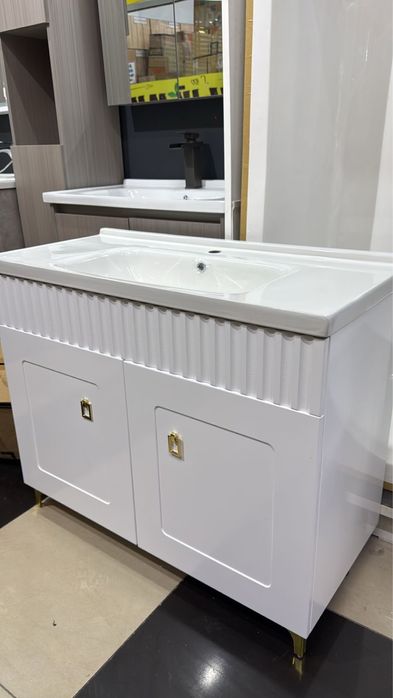 Тумба для ванной раковины с тумбой