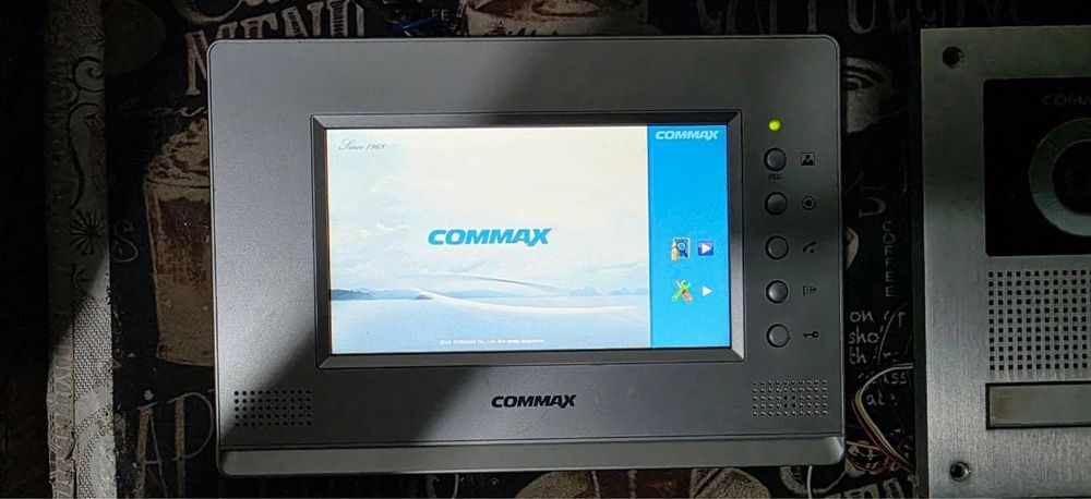 Домофон Commax цветной