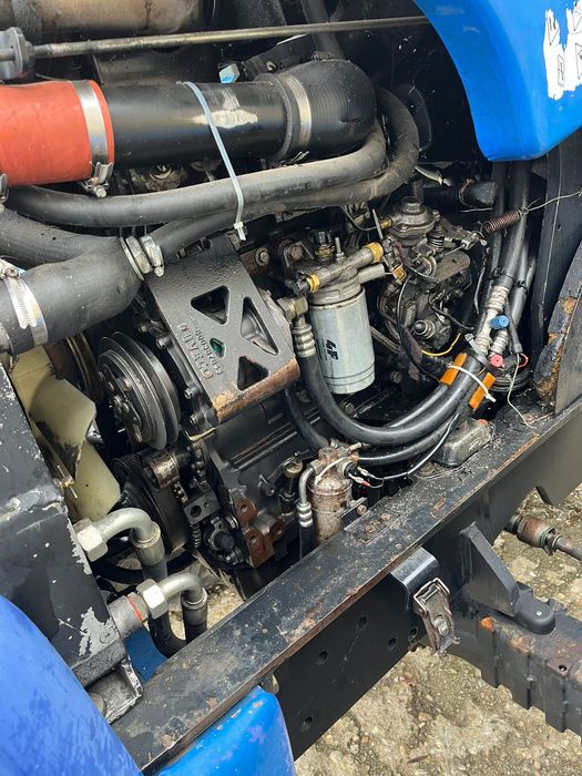 De vanzare incarcator telescopic New Holland LM435A