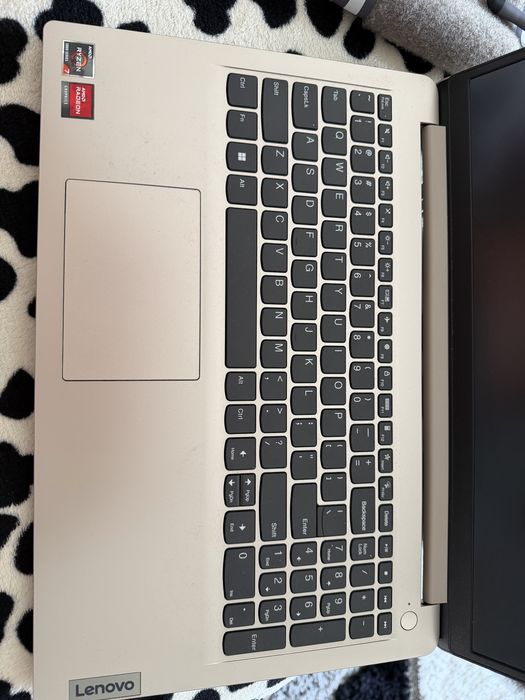 Vand laptop lenovo