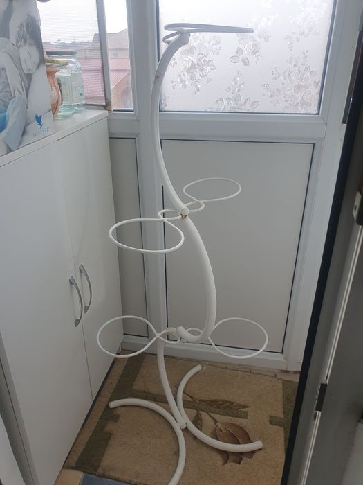 Подставка для цветов