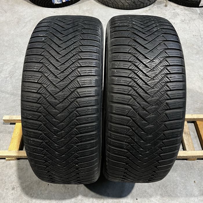 2 Anvelope iarna 235 55 17 Laufenn DOT 2020