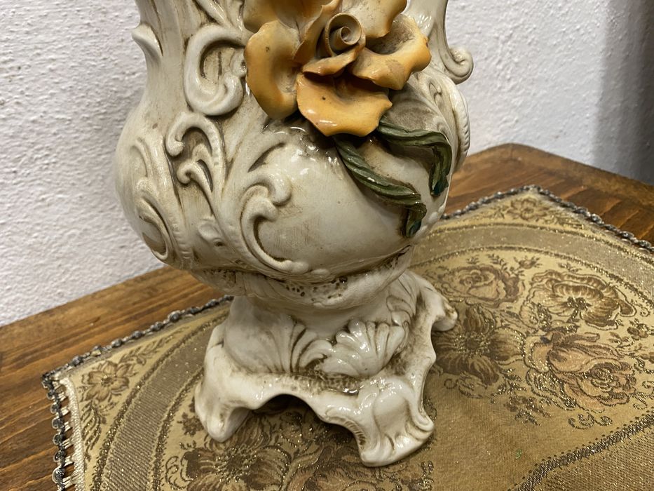 Голяма италианска кана от порцелан каподимонте