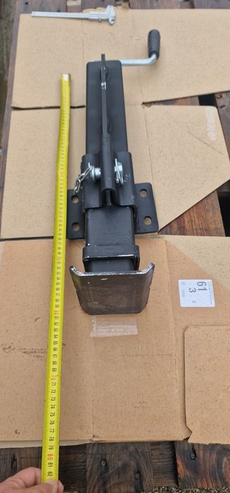 Picior sprijin remorca 7 tone pret 750 lei se poate trimite prin curie