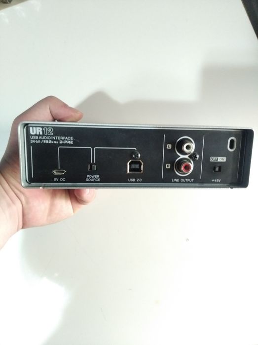 Zvukavoy karta Steinberg ur12 sotiladi