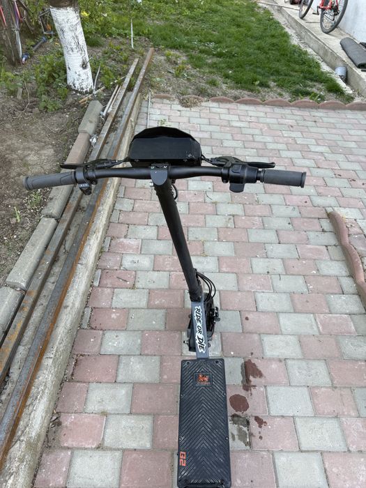 Trotineta kukirin g2