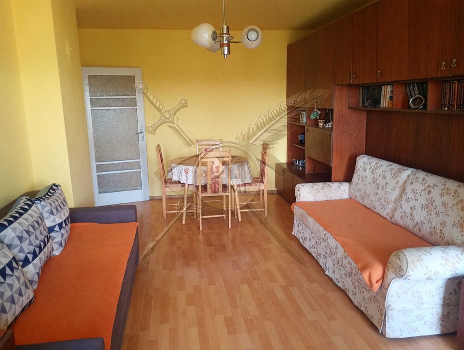 Дава се под наем Тристаен апартамент в Варна, Трошево - 63 кв.м за 450 € - Снимка #1