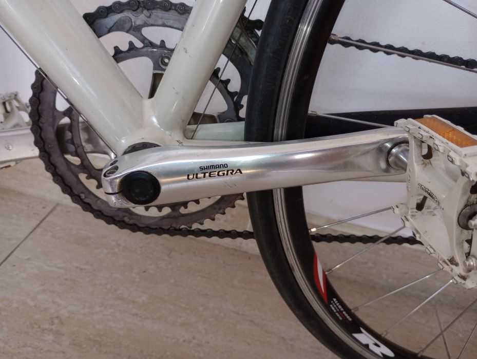 Vând cursiera Retro