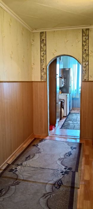 Продам квартиру  3 комнатную