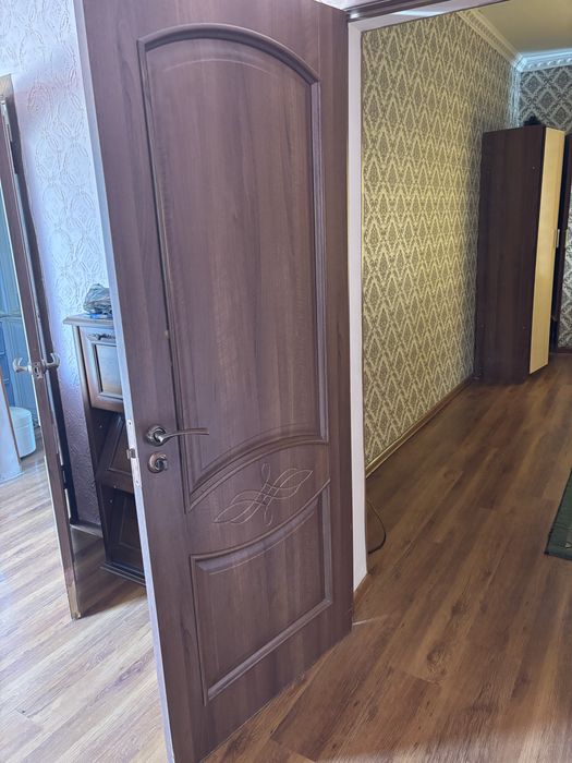 Двери по 4000 тг