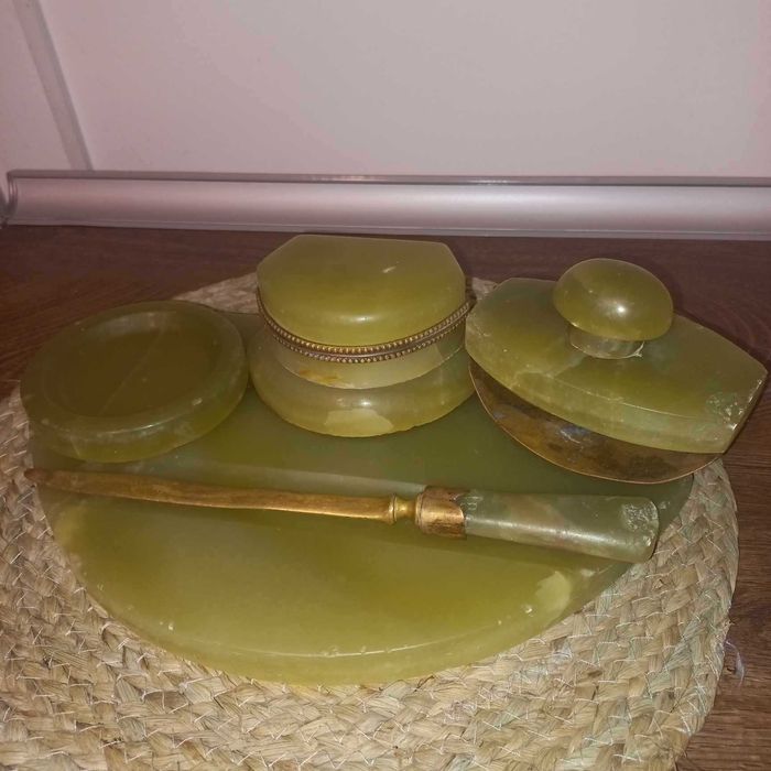 Мастилница от Зелен Оникс и Бронз