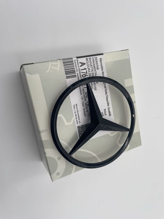 Emblema Mercedes W176 A haion negru
