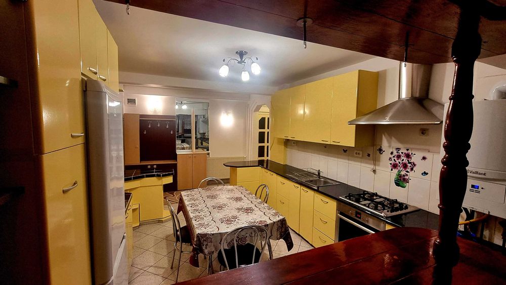 Apartament 2 camere DE INCHIRIAT in zona centrala in Baia Mare