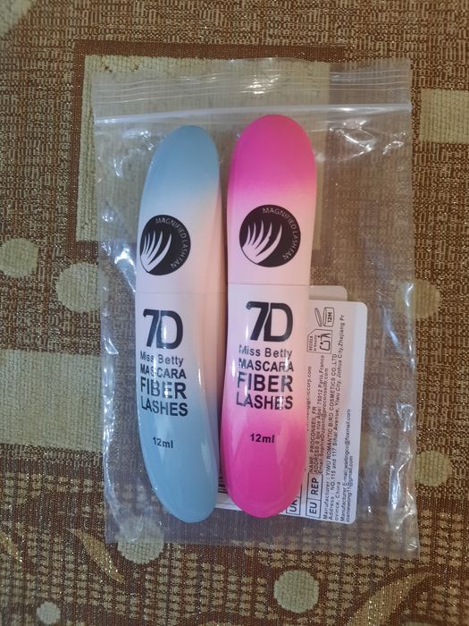 Продается тушь для ресниц