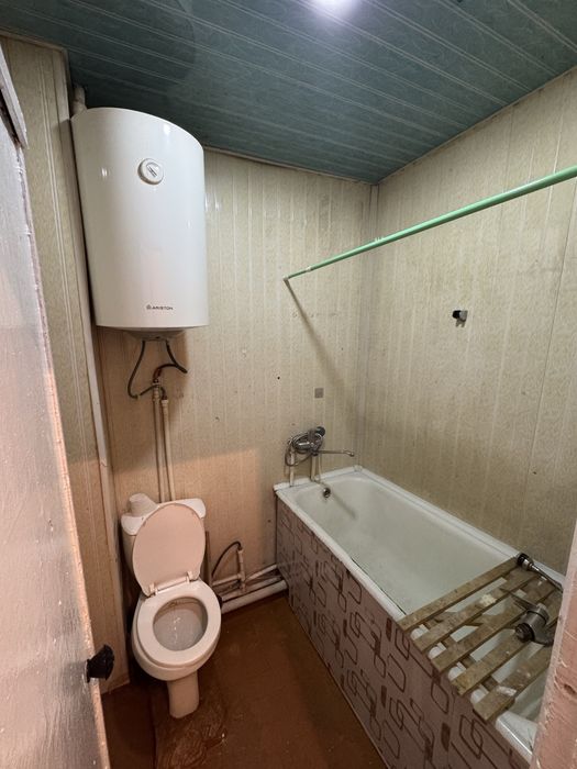 Продаю 1-КОМ 1 этаж огород Спутник-8