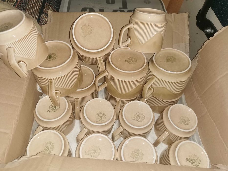 Комолект от  17 чаши