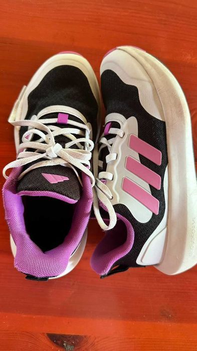 Сникърси Adidas розови