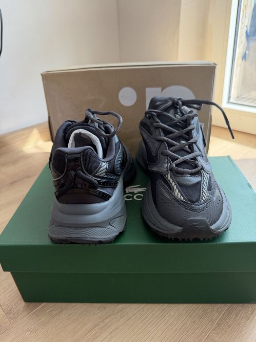 Маратонки Lacoste