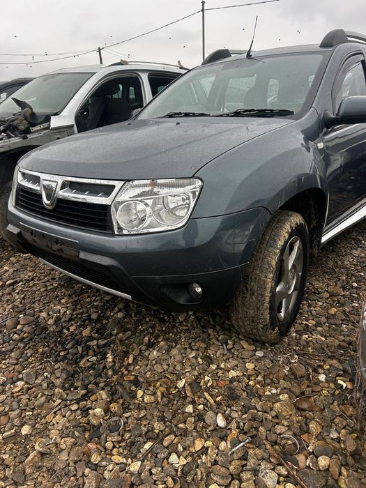 Bară față completă  Dacia Duster 2013