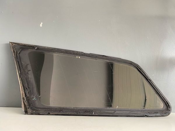 Geam Dreapta Spate VOLVO V50 2011 8650443