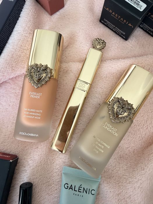 Сенки mac , nars , shiseido , dolce gabanna , червило chanel