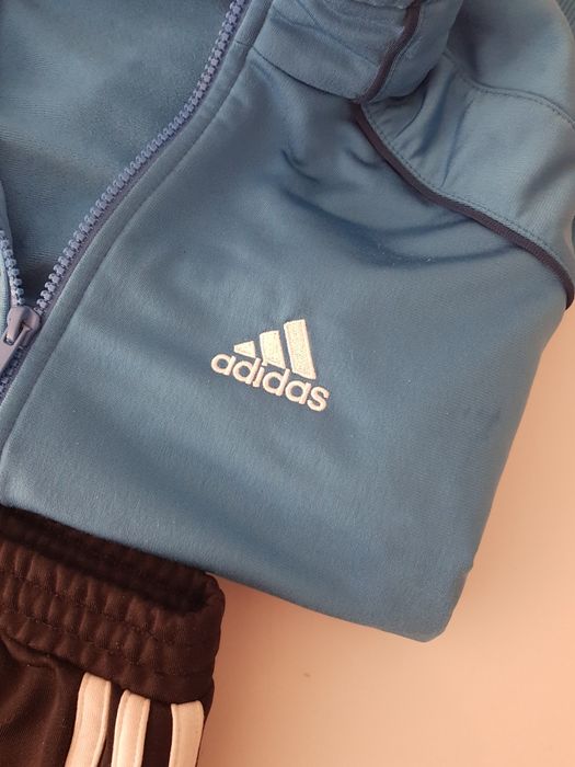 Оригинален екип  на адидас