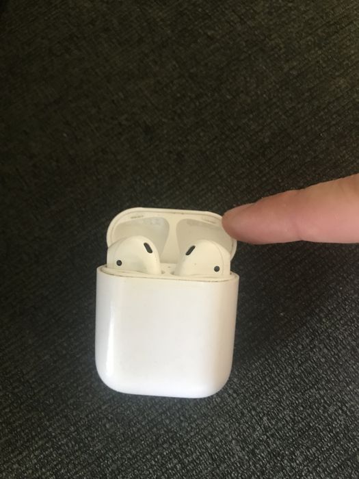 Airpods 2