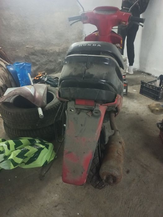 Продам скутер хонда дио27