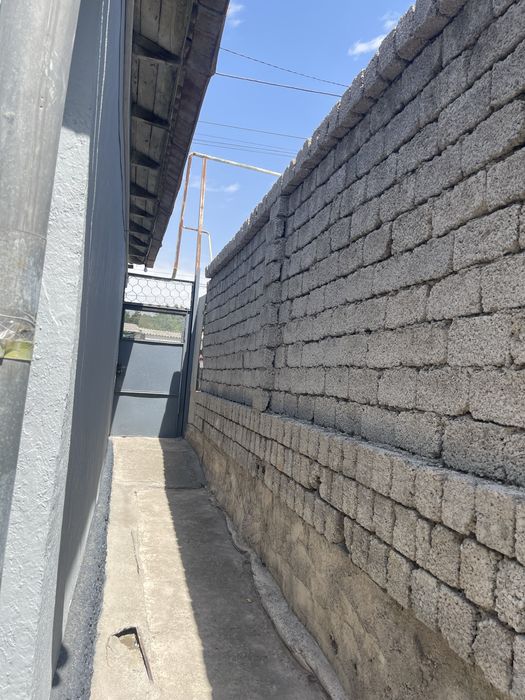 Hovli Sotiladi Продается дом Srochna kelishamiz yana