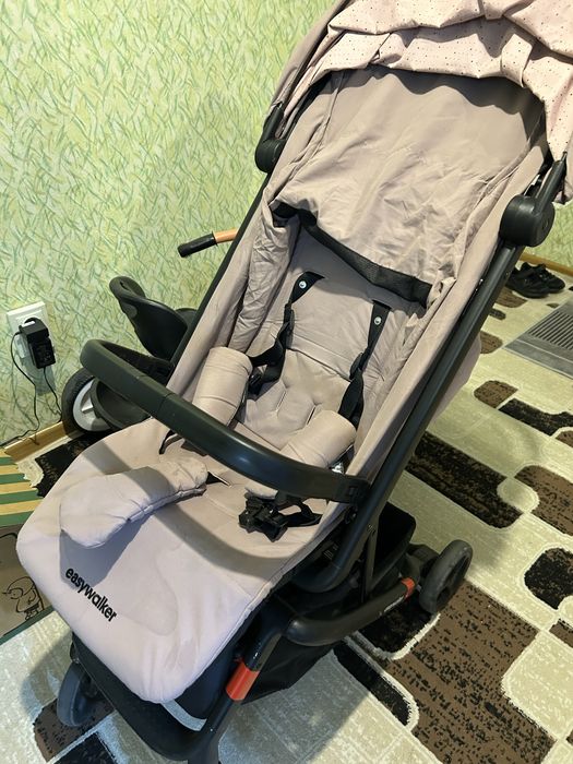 Продам коляску Easywalker