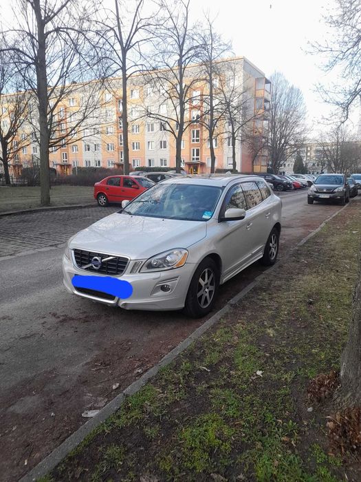 VOLVO XC60 2010