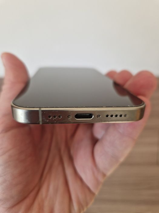 Iphone 15 pro идеальное состояние