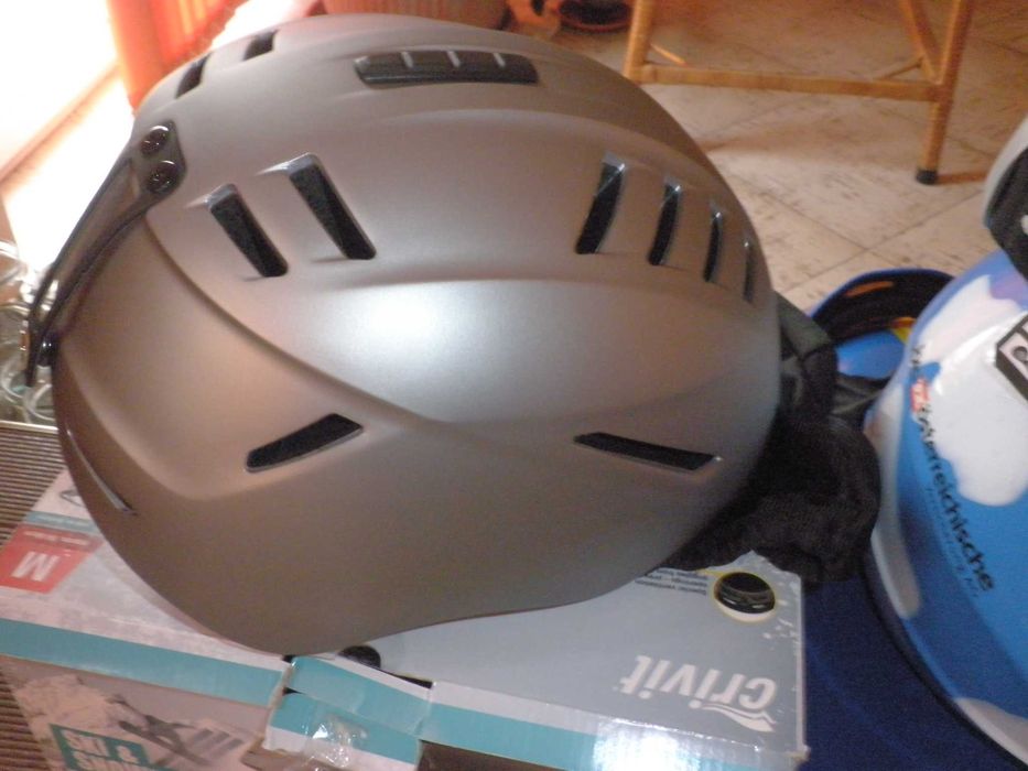 Каска размер М/ като нова