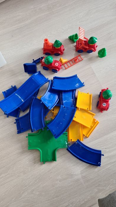 Продам детский конструктор