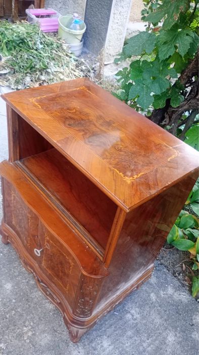 Vand mobilier mic