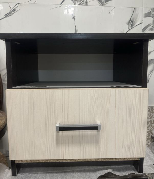 Две тумбы за 18000т