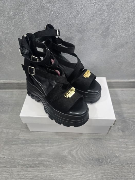 Sandale dama - marimi 35-40  transport prin curier