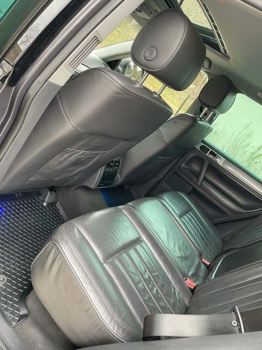 Volkswagen Touareg Full Edition