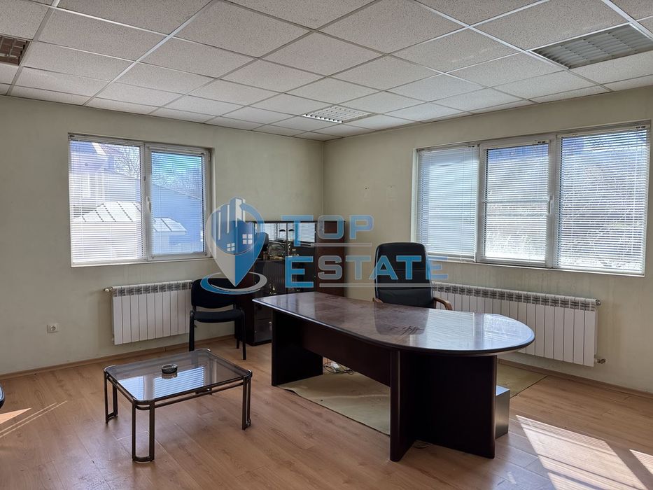 Производствено-административен комплекс в гр. Лясковец, област Велико