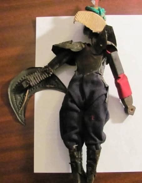 Papusa-Marioneta, anii '70 / "Razboinic Sicilian" H: 35 cm /lipsa arma