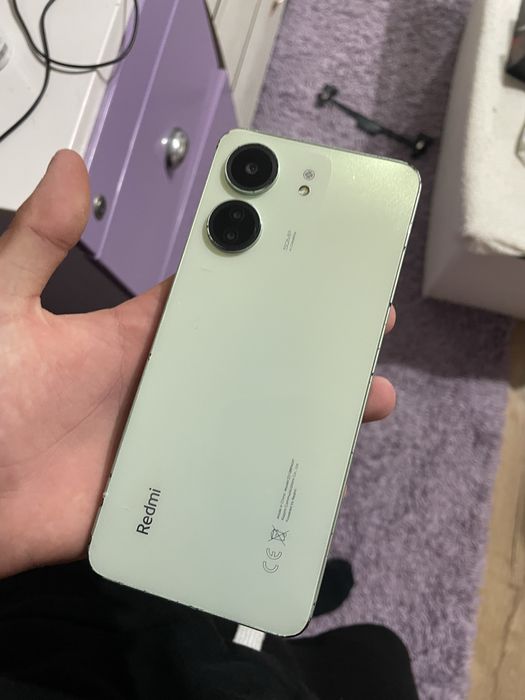 Продавам Redmi 13c